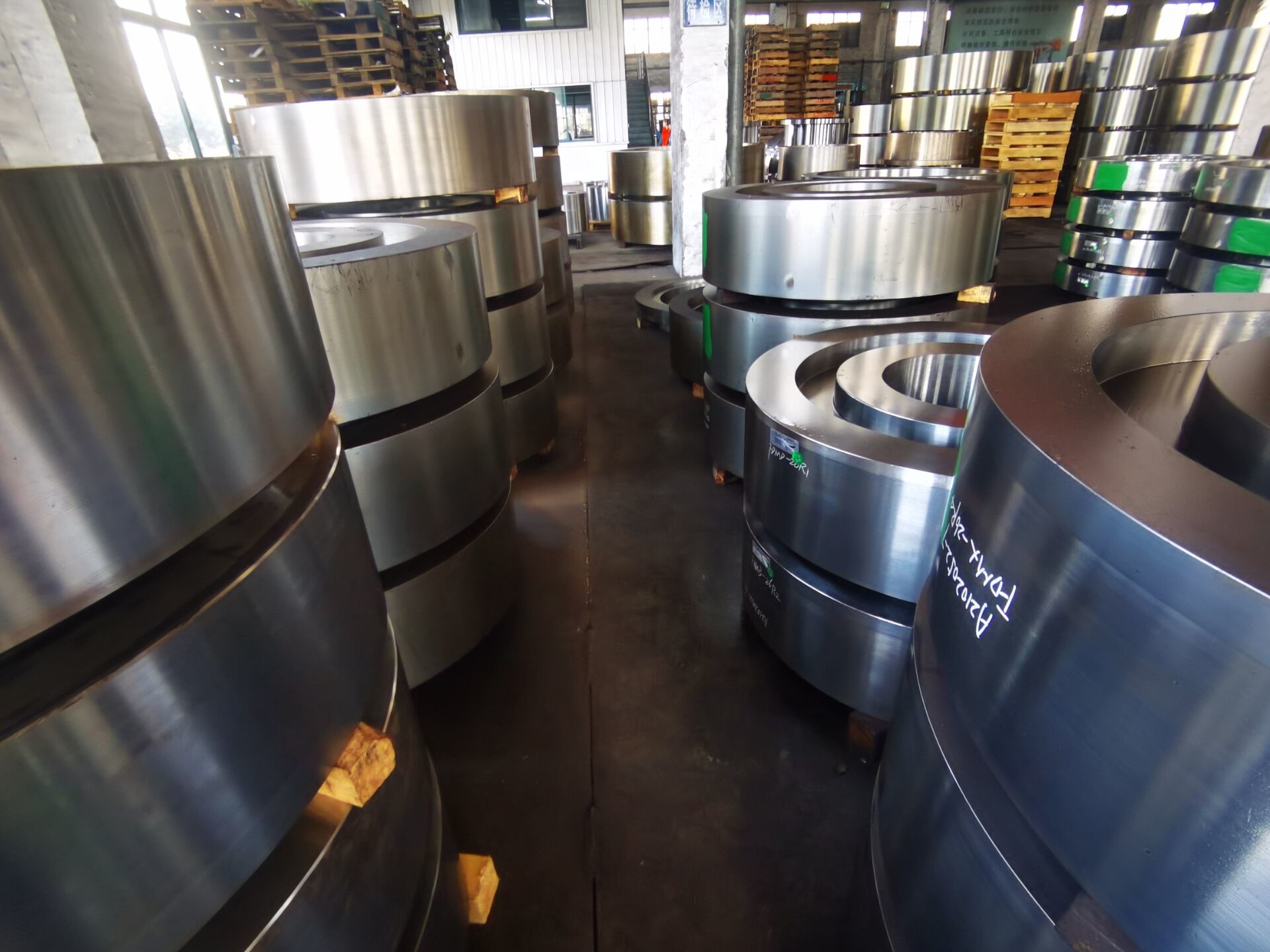 Anillos de caja de engranajes anillos forjados de acero forjado componentes duraderos de precisión para aplicaciones de caja de engranajes y maquinaria industrial